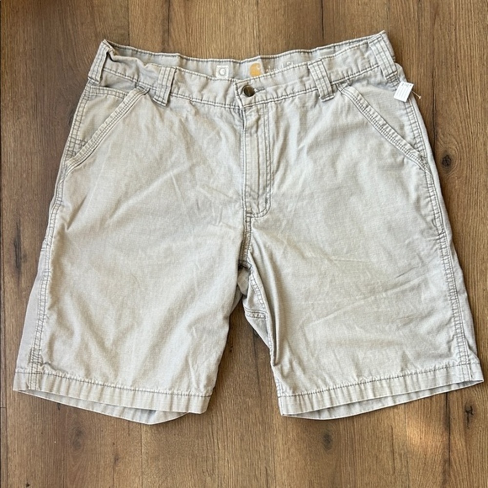 Carhartt WIP Beige/Tan Relaxed Fit Men’s Shorts !! Size 36